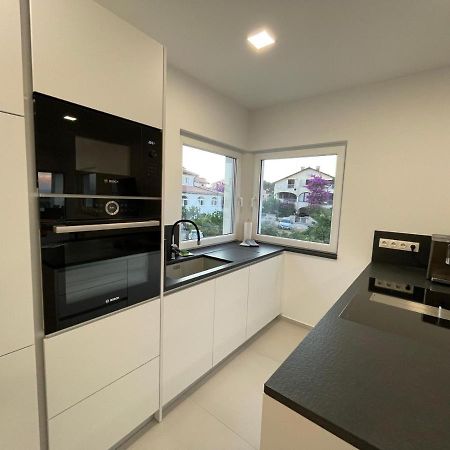 Apartment Rahat Ližnjan Exteriér fotografie