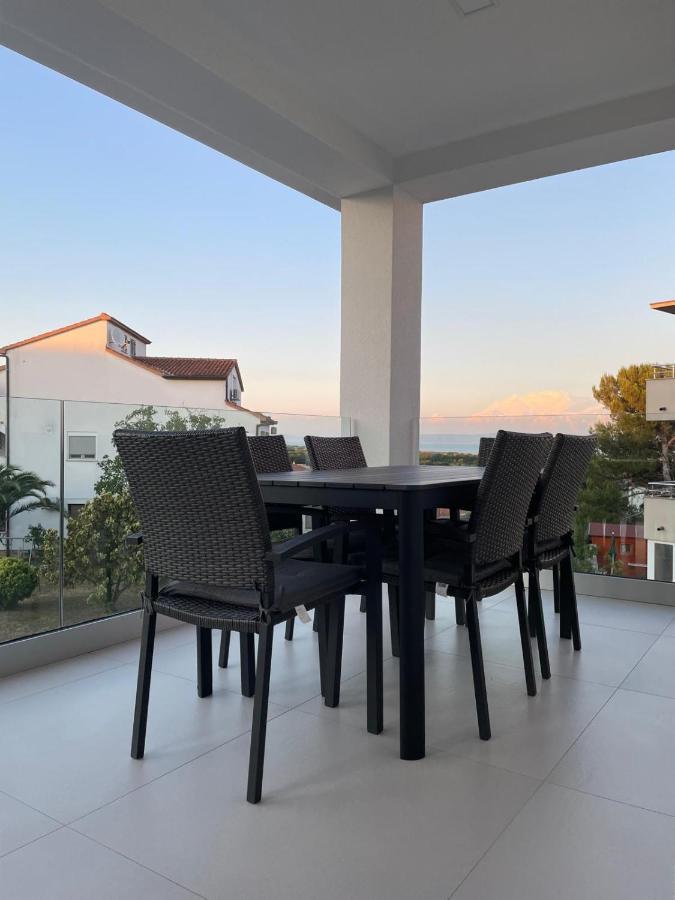 Apartment Rahat Ližnjan Exteriér fotografie