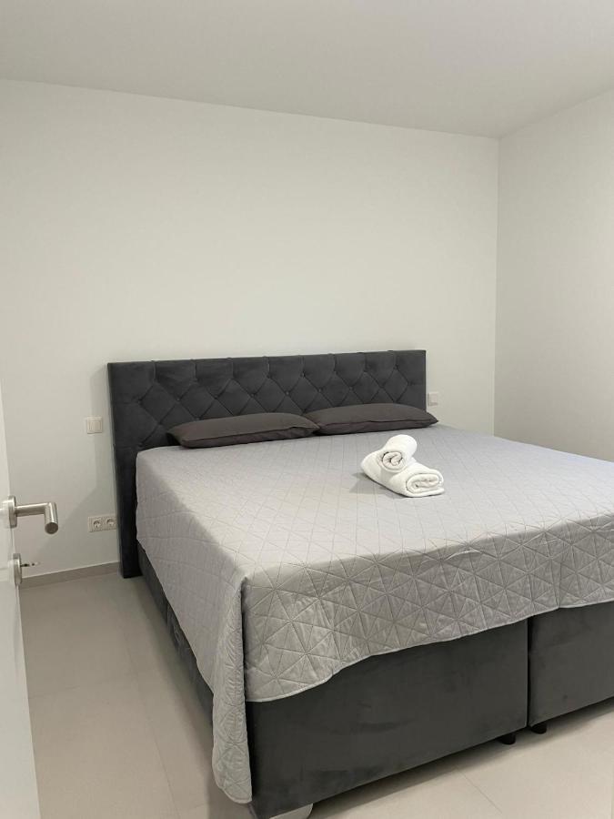 Apartment Rahat Ližnjan Exteriér fotografie